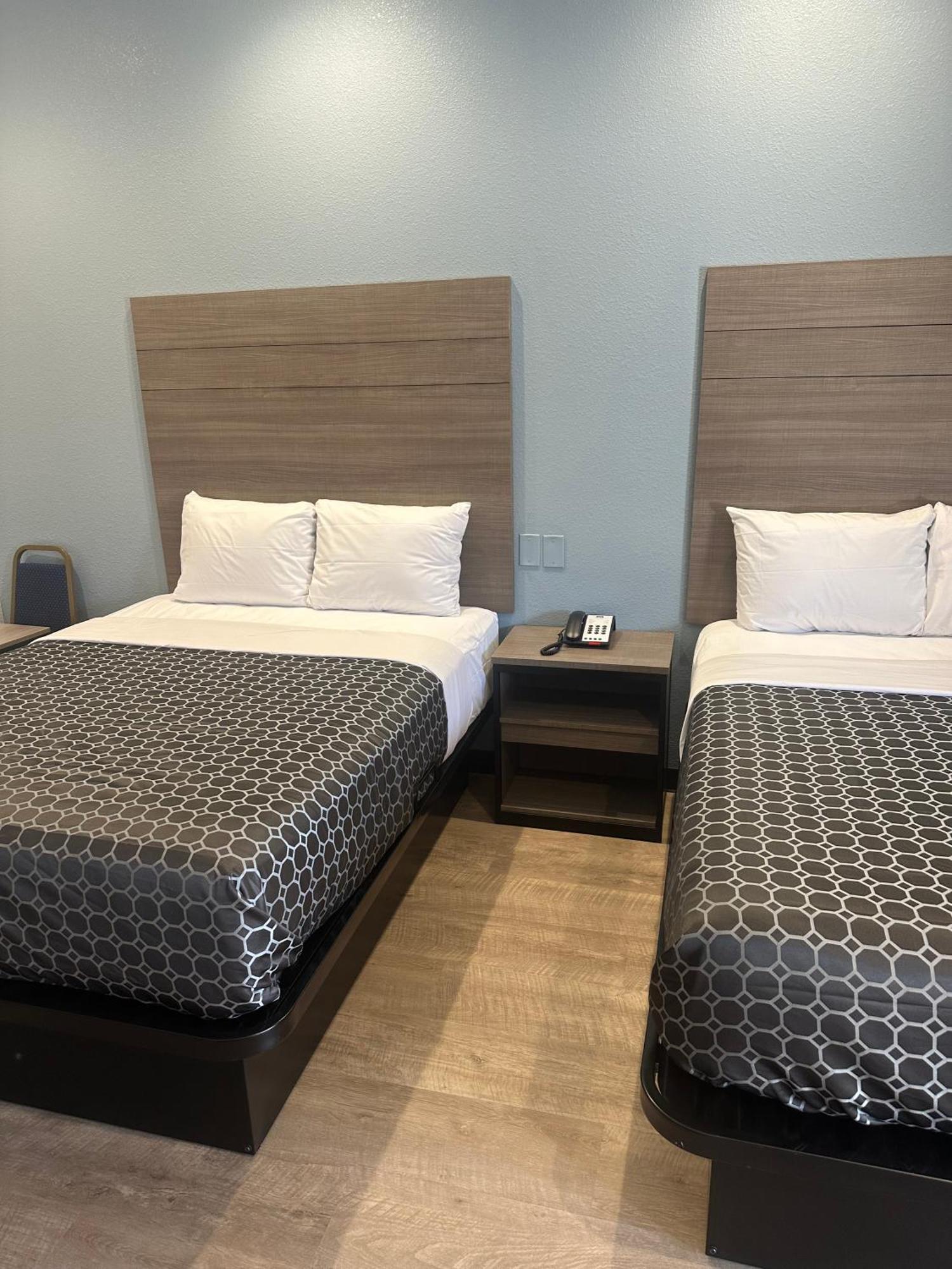 M&M Inn And Suites Форт-Ворт Екстер'єр фото